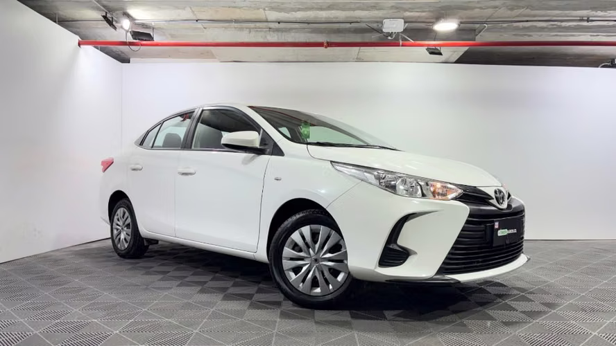 TOYOTA YARIS 1.5 SEDAN 2022
