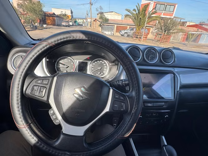 SUZUKI AUTOMATICA VITARA 1.6 AÑO 2018 - Imagen 11