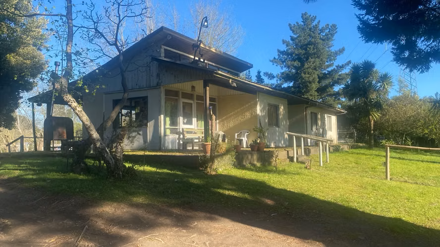 Sector Escuadrón, Terreno grande, con casa y Piscina, cerca Parque Jorge Alessandri