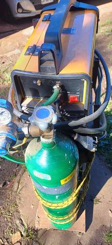 Clavadora Stanley Fatmax De 16 Incluye Batería Y Un Taladro (Usado) + Soldadora Krafter 250pvo 250 Amp Arco / Mig
