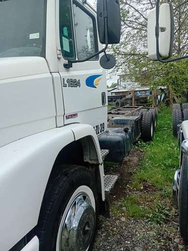 Camion mercedes benz 1624 2010 - Imagen 4