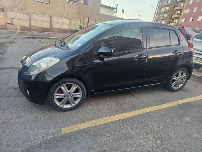Toyoto vitz 2005
