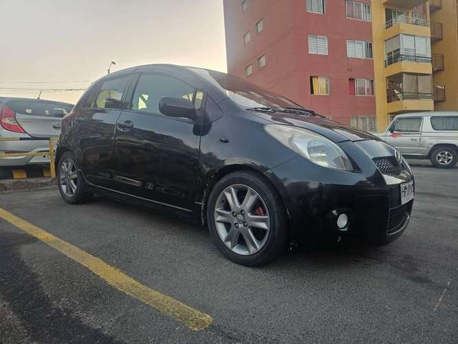 Toyoto vitz 2005