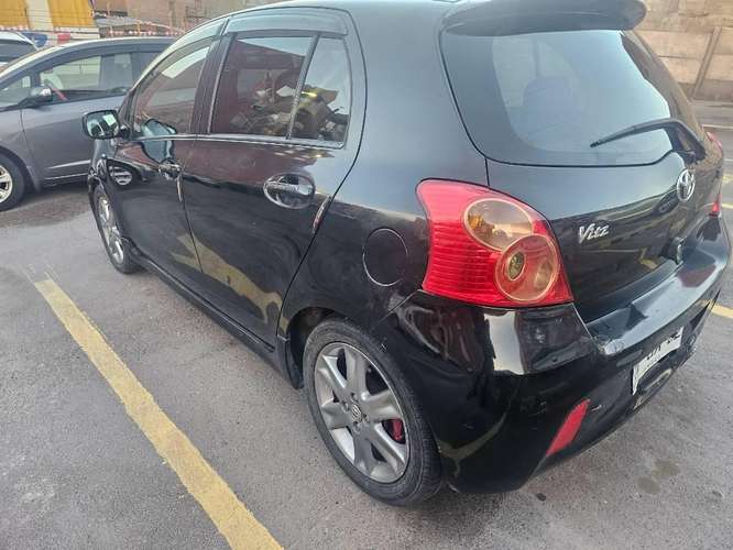 Toyoto vitz 2005