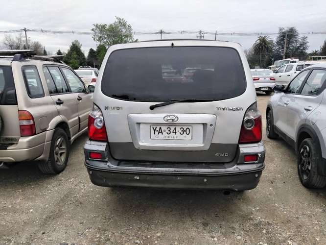 Hyundai terracan 2.9  precio combersable le falta fuerza por eso el precio