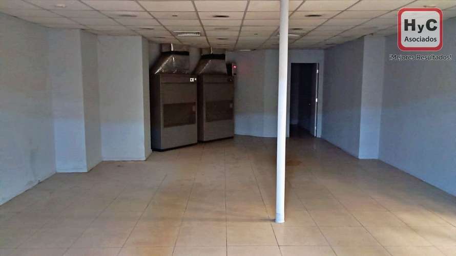 Local Comercial de 591 m2 6 estacionamientos, plena Alameda - Imagen 13