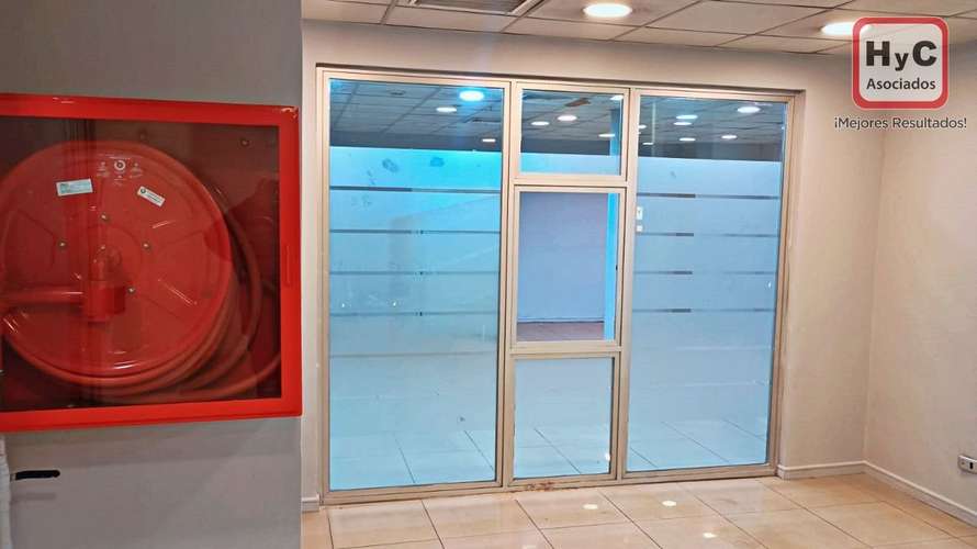 Local Comercial de 591 m2 6 estacionamientos, plena Alameda - Imagen 23
