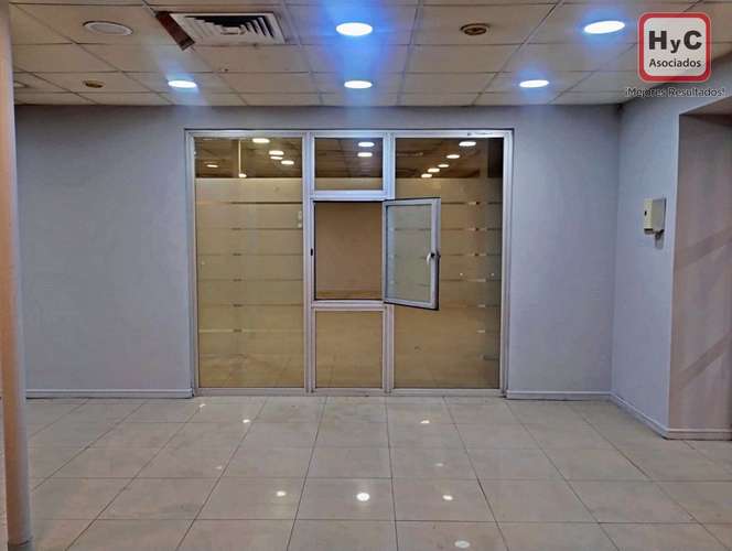 Local Comercial de 591 m2 6 estacionamientos, plena Alameda - Imagen 8