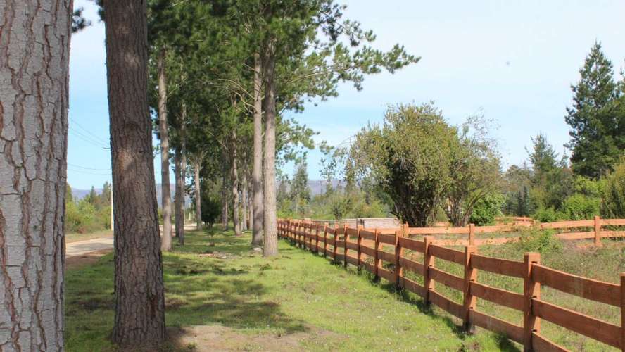 Terreno plano con excelente acceso en condominio (186898)