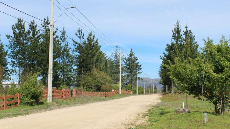 Terreno plano con excelente acceso en condominio (186898)