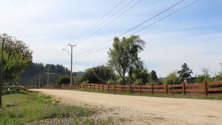 Terreno plano con excelente acceso en condominio (186898)