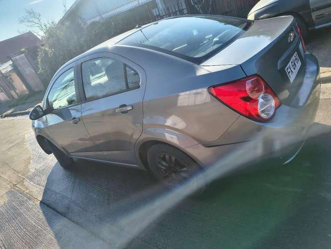 vendo Chevrolet sonic