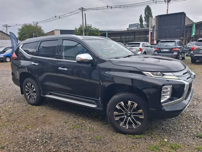 MITSUBISHI MONTERO  SPORT 4WD 2.4 AUT 2022 - Imagen 3