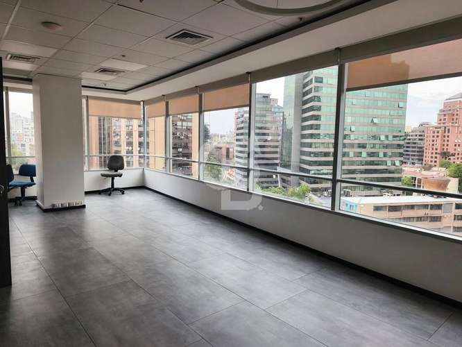 Excelente ubicación / edificio clase A - Imagen 14