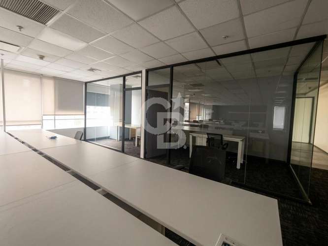 Excelente ubicación / edificio clase A - Imagen 9