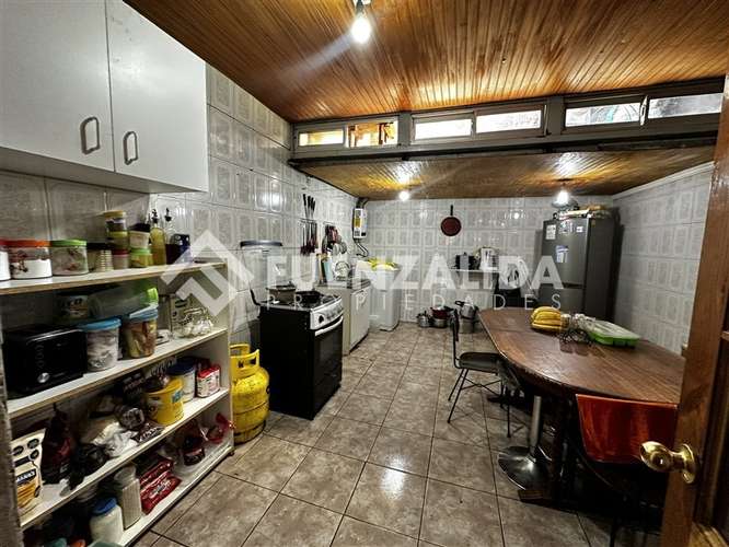 Casa en venta de 3 dorm. en Plaza de Maipú