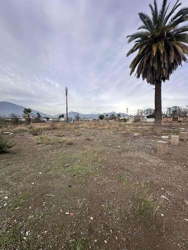 Paño 9.000 mts Frente al metro Quillayes/ en Avenida Vicuña Mackenna