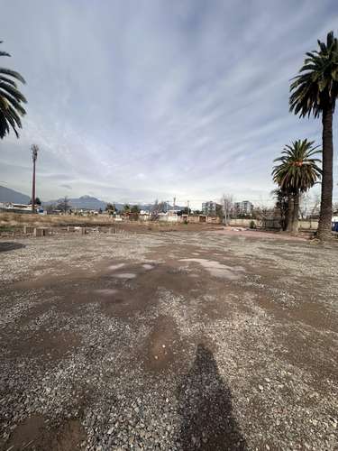 Paño 9.000 mts Frente al metro Quillayes/ en Avenida Vicuña Mackenna
