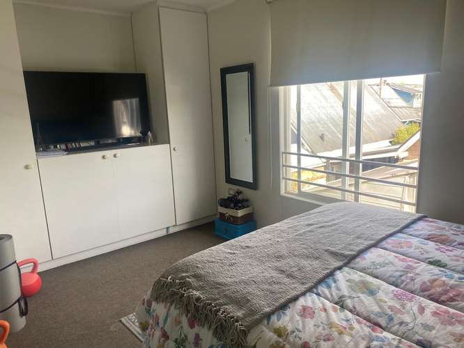 Venta de cómoda casa de tres dormitorios en Collico - Imagen 12