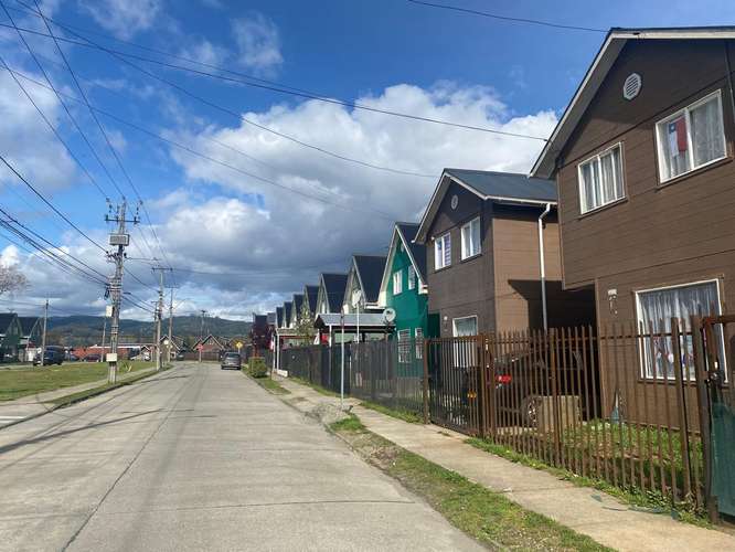 Venta de cómoda casa de tres dormitorios en Collico - Imagen 18