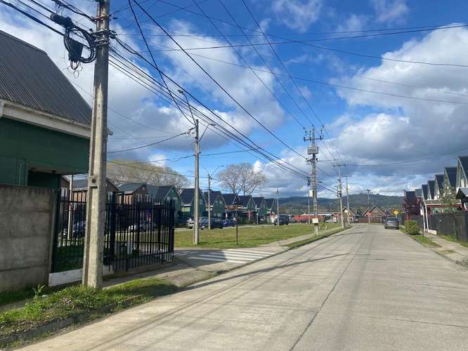Venta de cómoda casa de tres dormitorios en Collico - Imagen 20