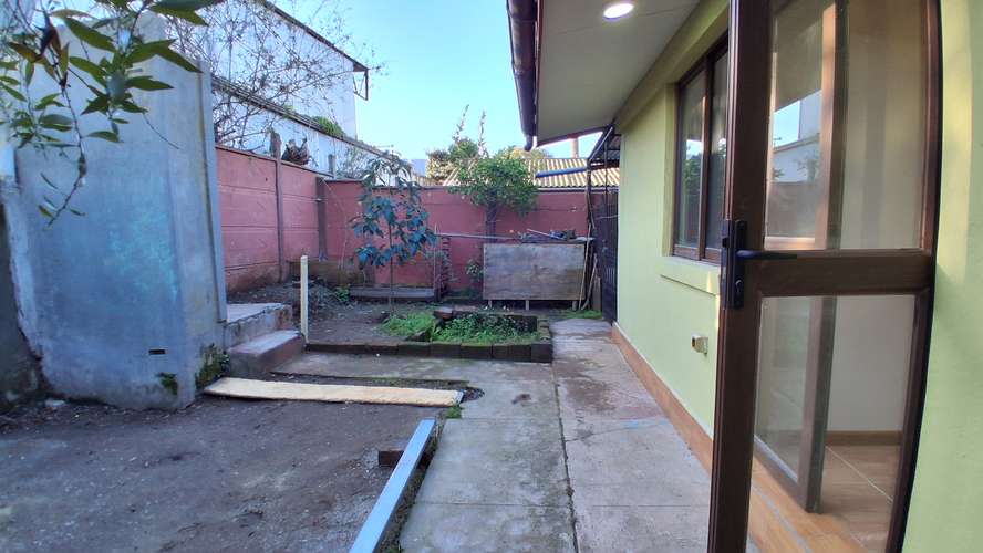 Impecable casa de un piso, excelente conectividad