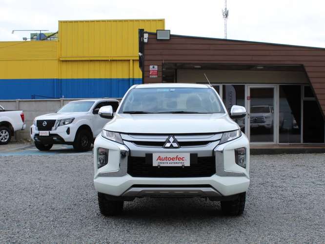 MITSUBISHI L200 KATANA CRT 4X4 2023 - Imagen 3