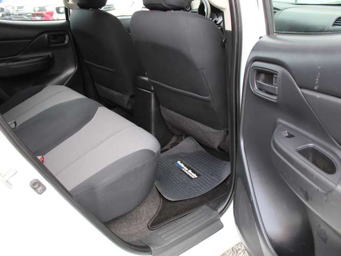MITSUBISHI L200 KATANA CRT 4X4 2023 - Imagen 8