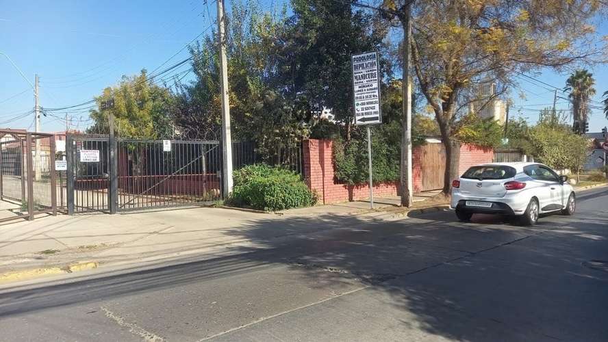 Se vende casa esquina en calle Chacabuco, Maipú