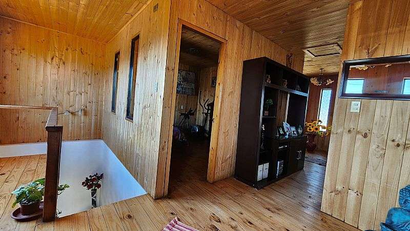 HERMOSA CASA CON TRES CABAÑAS EN VENTA EN PICHILEMU