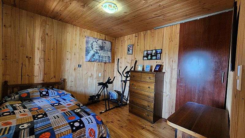 HERMOSA CASA CON TRES CABAÑAS EN VENTA EN PICHILEMU