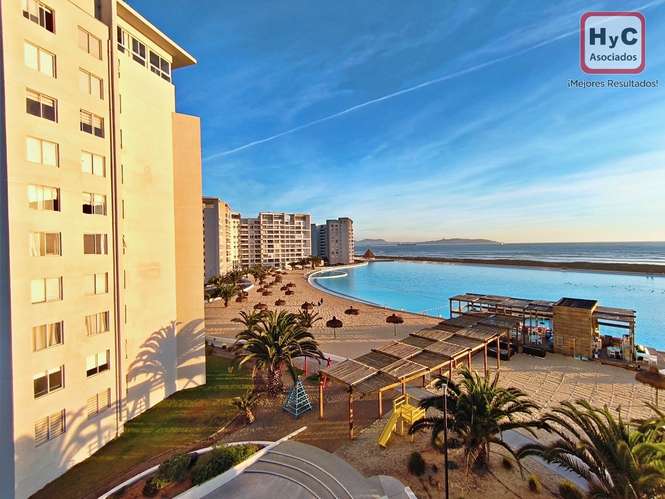 Amplio Departamento con excelente vista - Imagen 19