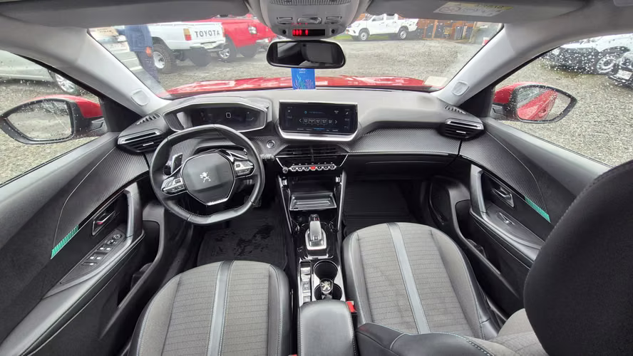 PEUGEOT 2008 AUT 2022 - Imagen 18