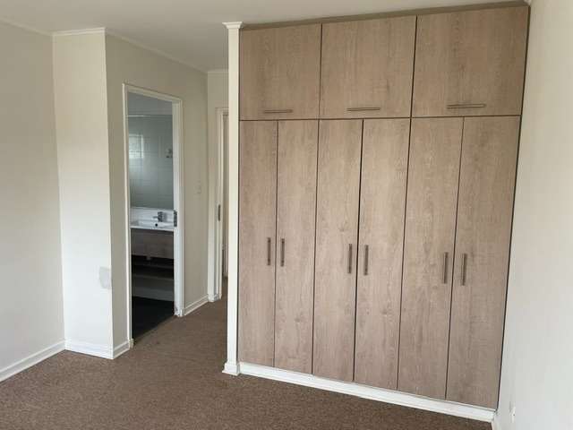Vende casa aislada en condominio, exelente conecti - Imagen 7