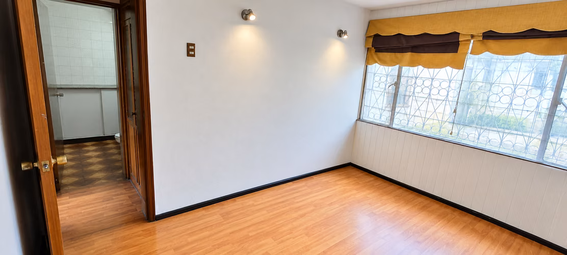 Oficina 2 Amplios Privado + Recepción - Chacabuco Con Salas - Imagen 5