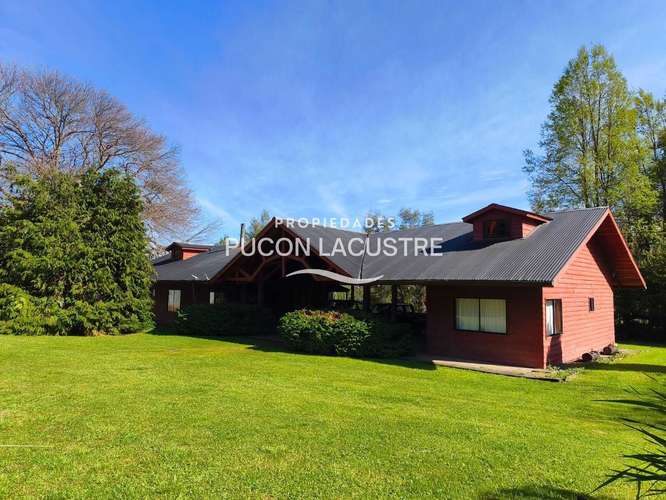 Venta casa + 3 cabañas Pucón con Vista al lago (186953) - Imagen 9