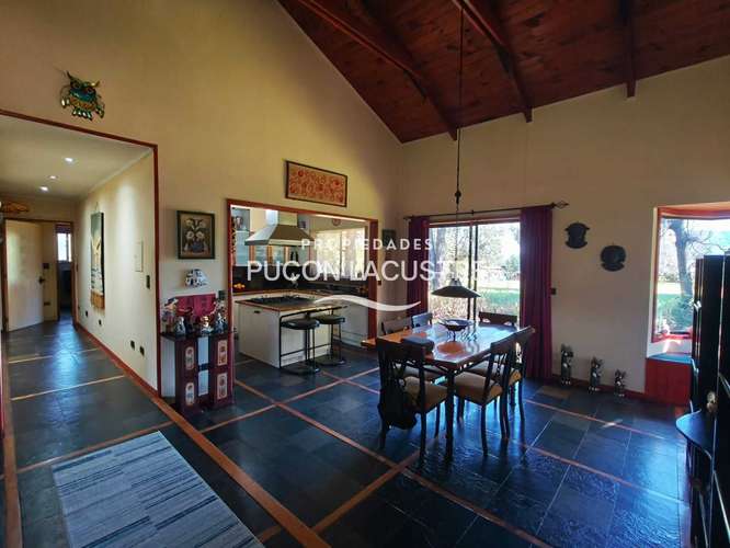 Venta casa + 3 cabañas Pucón con Vista al lago (186953) - Imagen 20