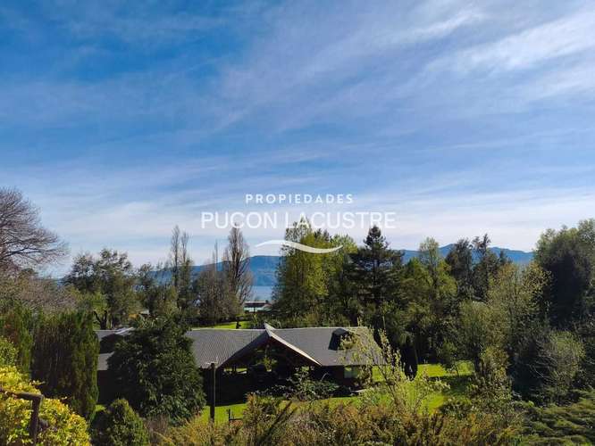 Venta casa + 3 cabañas Pucón con Vista al lago (186953) - Imagen 4