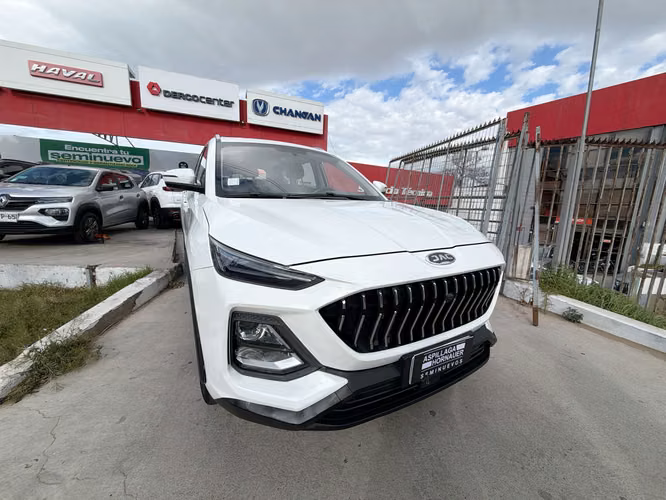 JAC JS8 LUXURY MT 3 CORRIDAS ASIENTOS