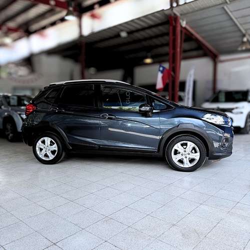 Honda WR-V LX 1.5 (2022) - Imagen 4