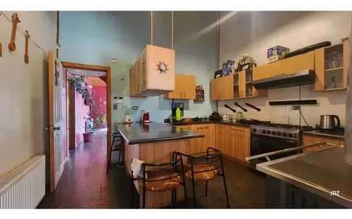 Terreno de 6.800 m2 con casa y quincho (186930)