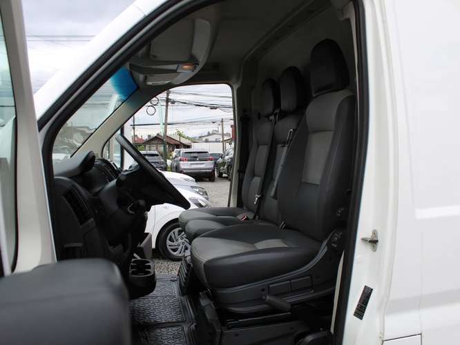 PEUGEOT Boxer 2.2 BLUEHDI 2020