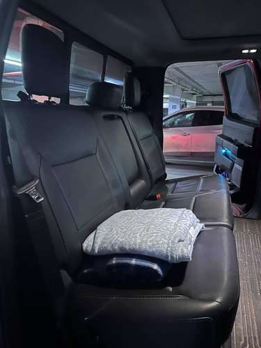 FORD F-150 LARIAT LUXURY 2024 – V8 5.0 4X4 - Imagen 5