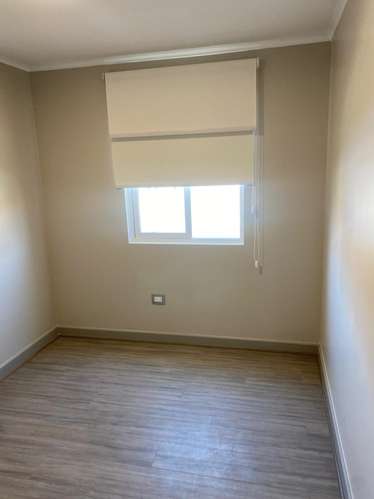 AMPLIA Y COMODA CASA - Imagen 16