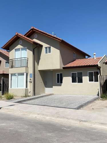 AMPLIA Y COMODA CASA - Imagen 2