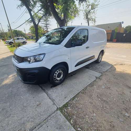PEUGEOT PARTNER L2 (GRANDE) 1.6 DIESEL NUNCA CARGADA, EXTRAORDINARIA