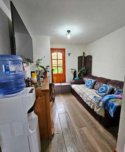 Casa Luminosa en Entorno Tranquilo y Seguro (187000)