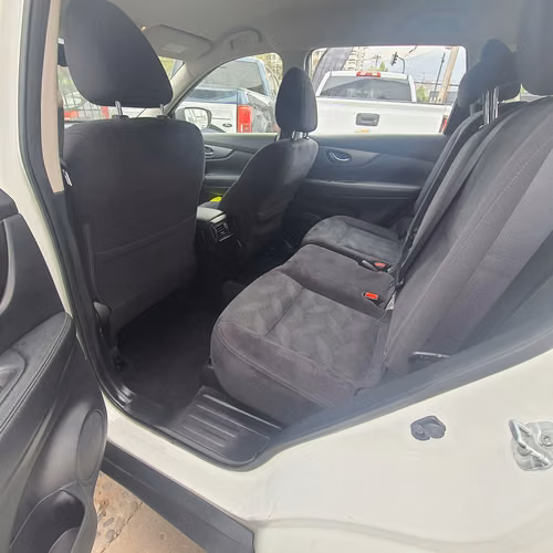 NISSAN XTRAIL SENSE 4X4 AUTOMATICA 2.5CC MANTENCIONES UNICA DUEÑA - Imagen 8