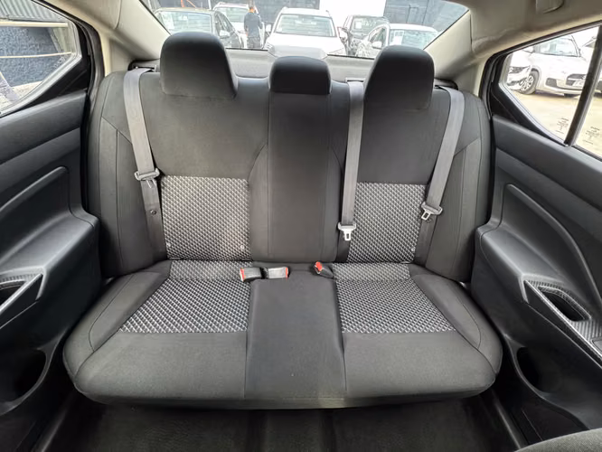 Nissan versa - Imagen 15