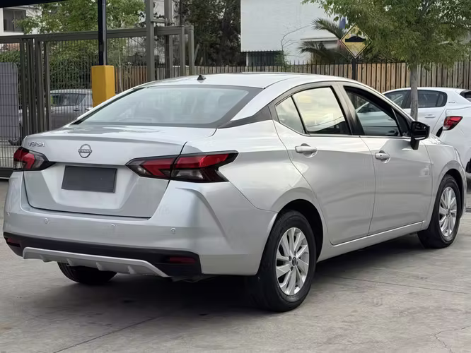 Nissan versa - Imagen 4